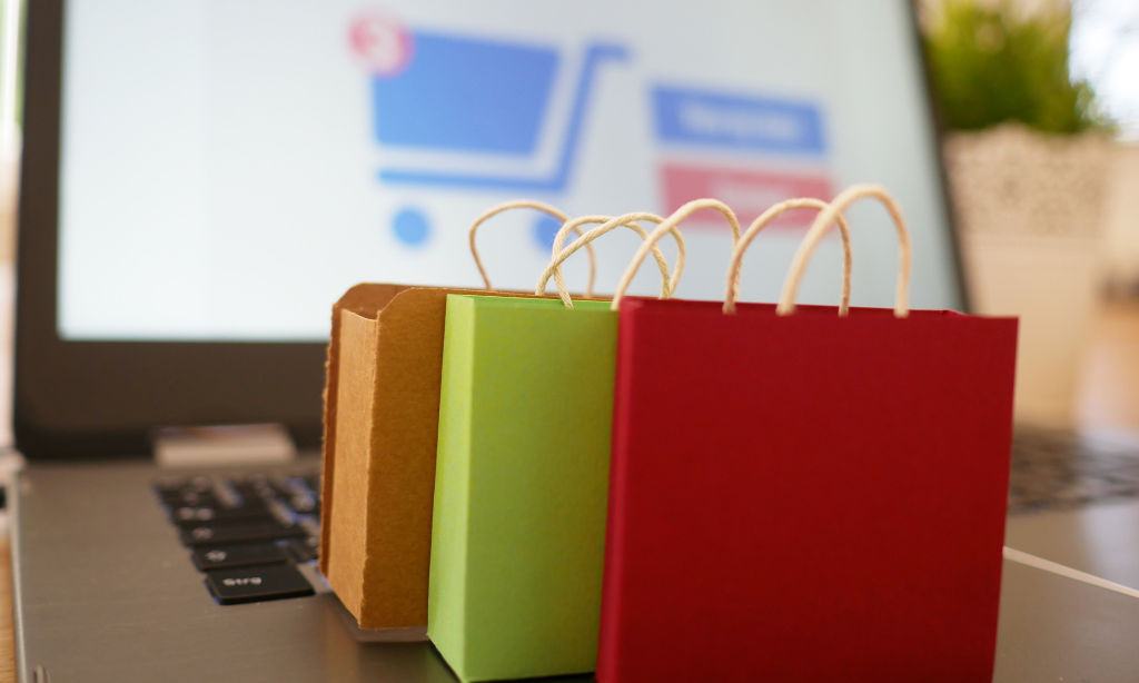 Noticias_eus-COMMERCE